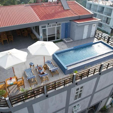 Grand Beach Dhigurah Dhigurah  Exterior photo