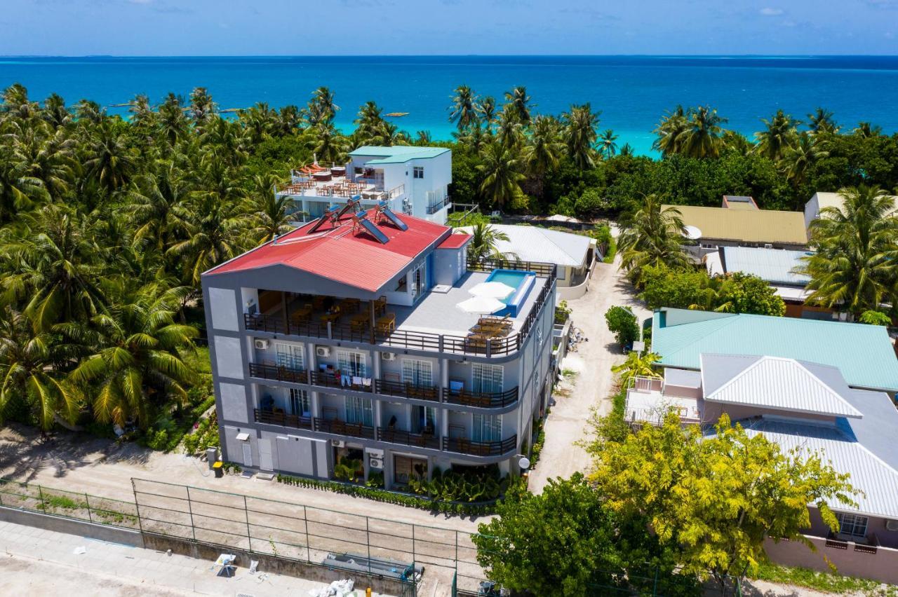 Grand Beach Dhigurah Dhigurah  Exterior photo